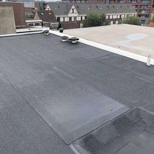 Een nieuw bitumen dak in Winsum Een nieuw bitumen dak in Winsum